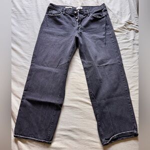 Universal Thread Women's Boyfriend Jeans - Dark Gray